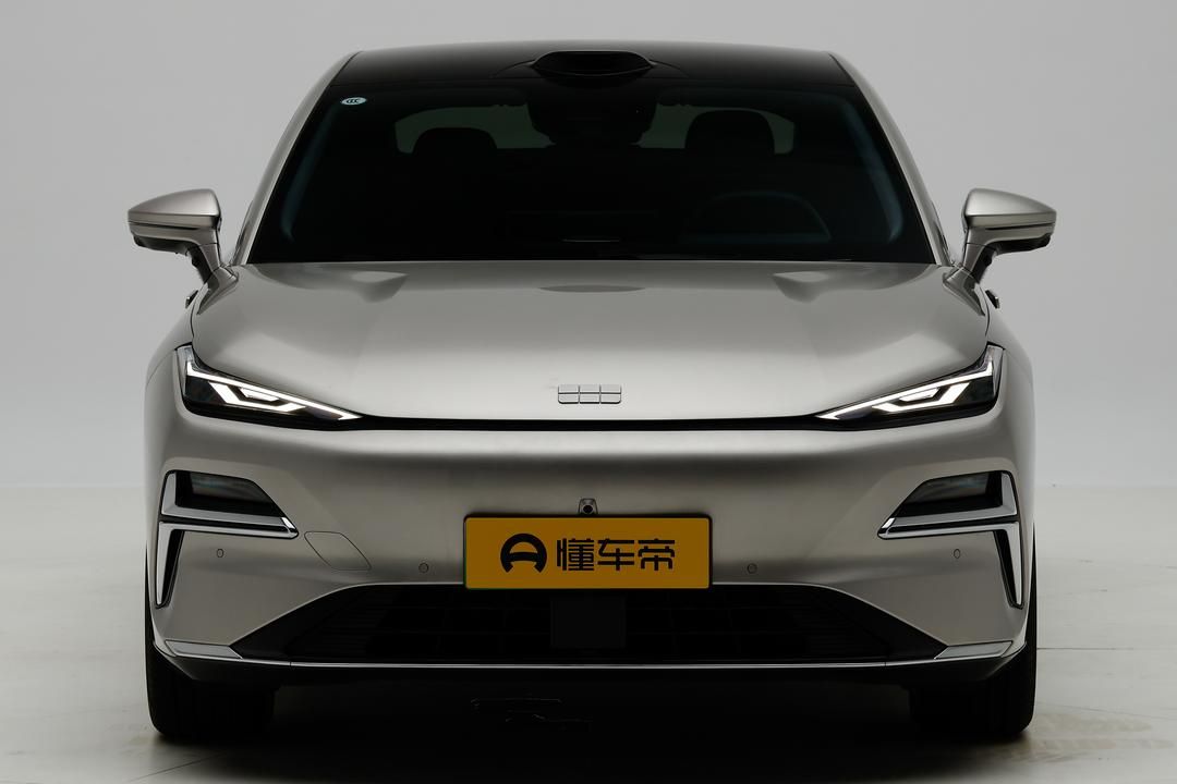  Galaxy Sparkle 8 PHEV