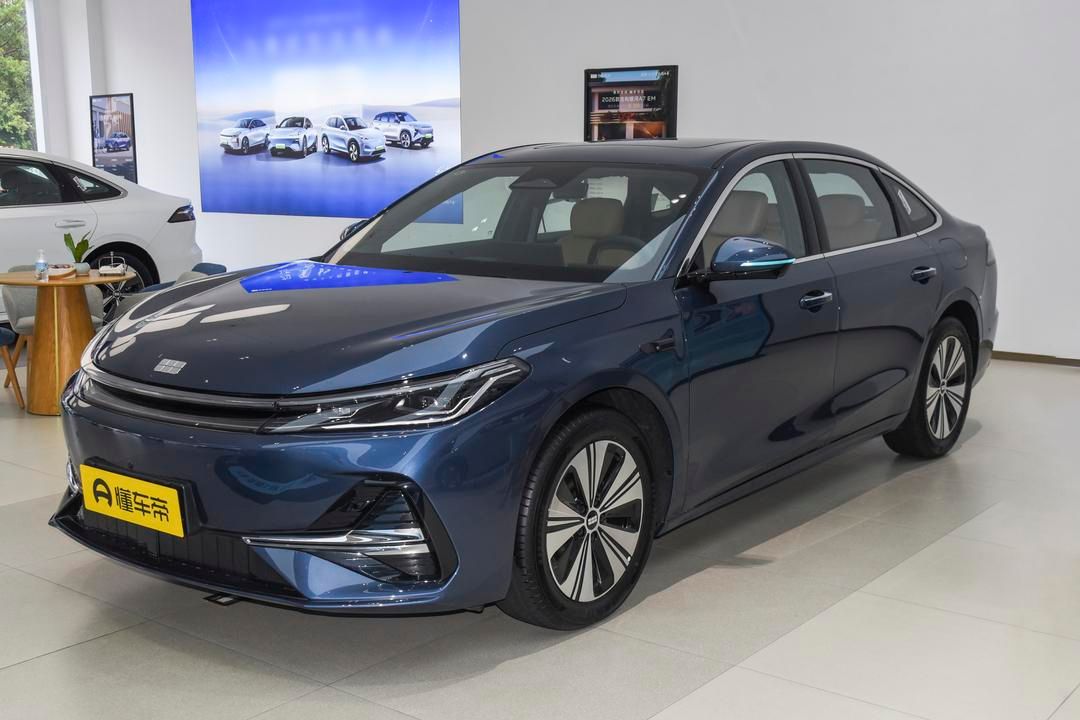 Седан Geely Galaxy A7 EM (2026)