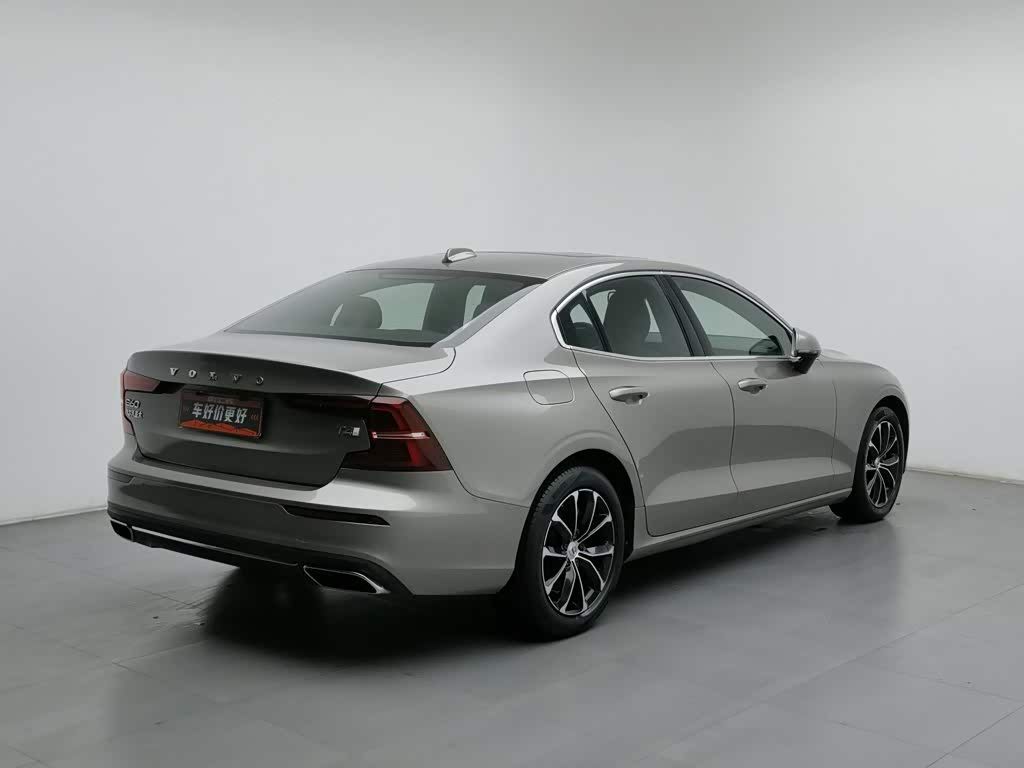  S60