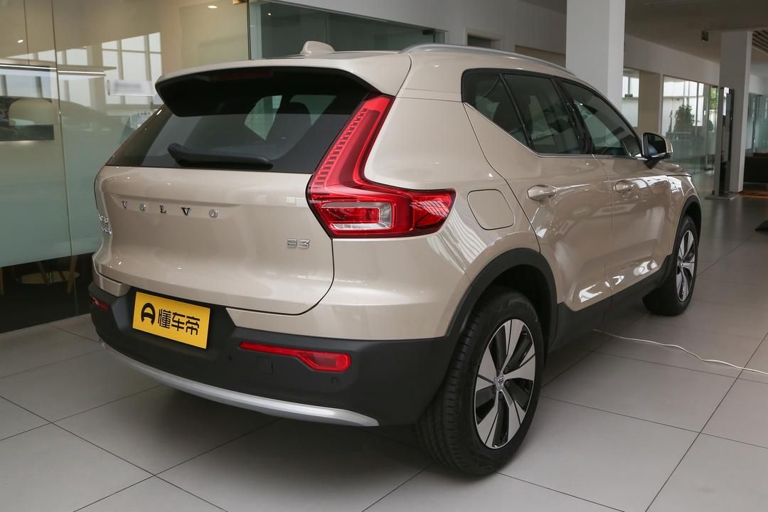  XC40