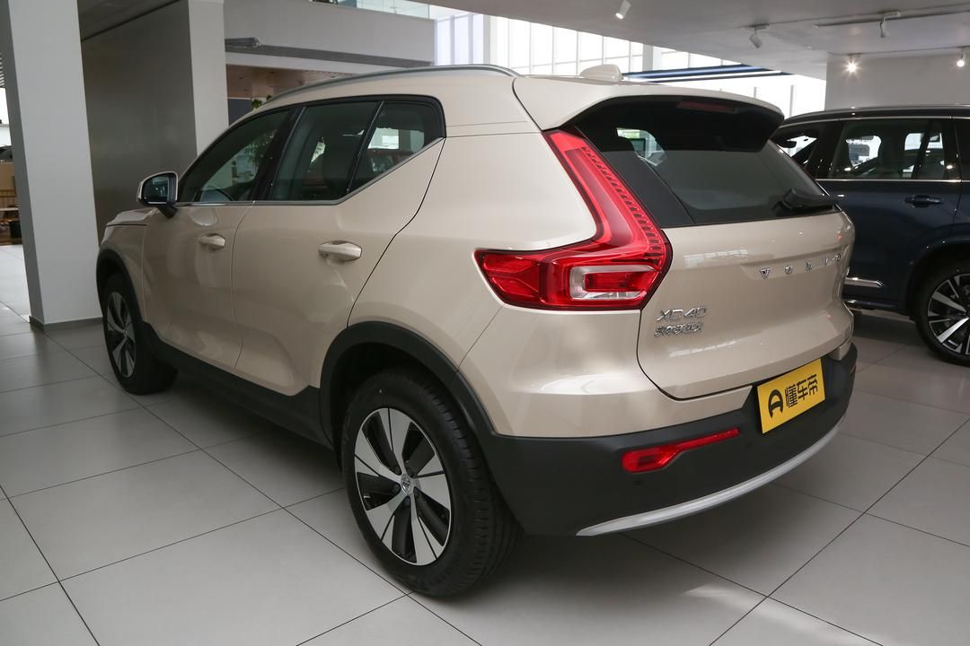  XC40
