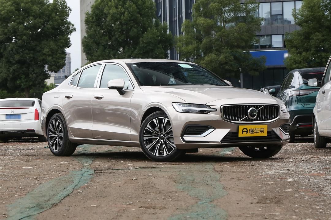  S60