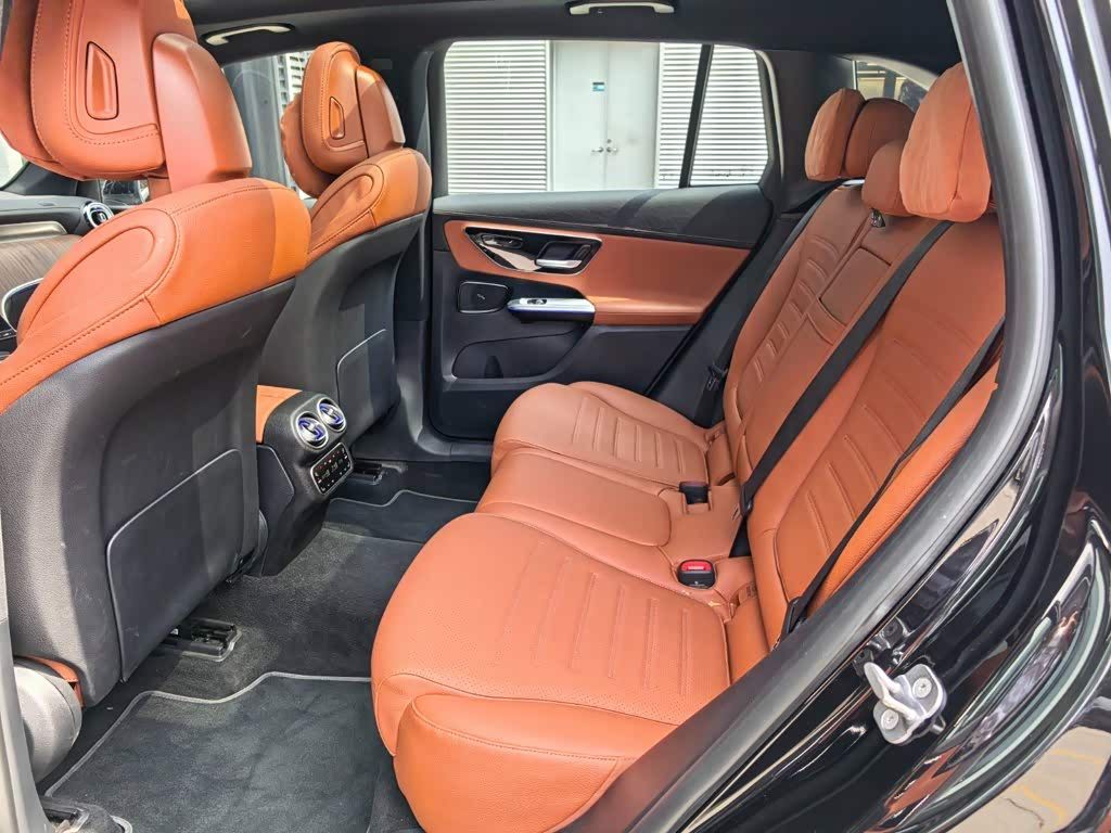  GLC