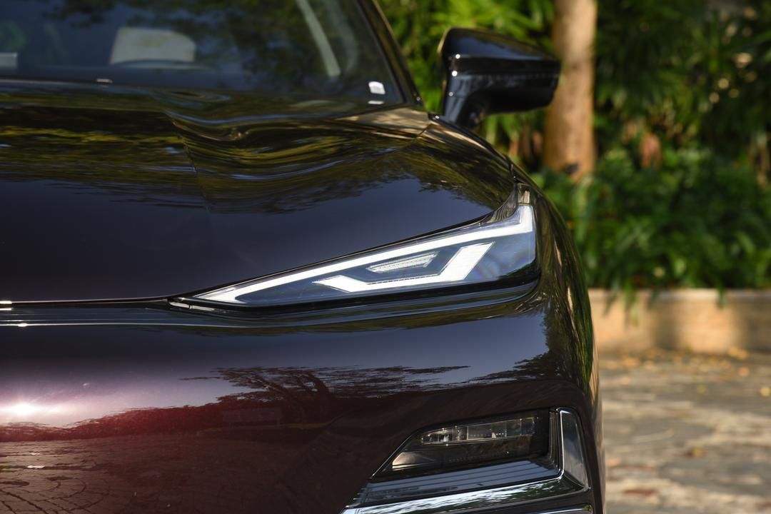  Galaxy Sparkle 8 PHEV