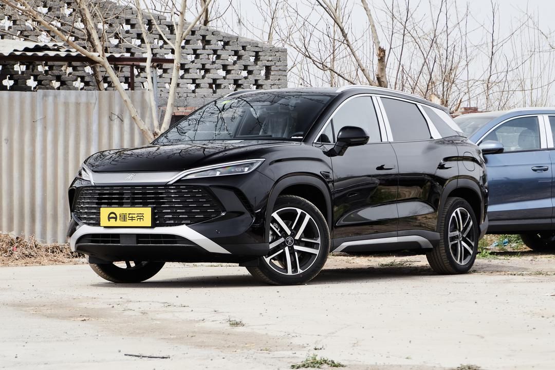 Кроссовер BYD Song L DM (2025)