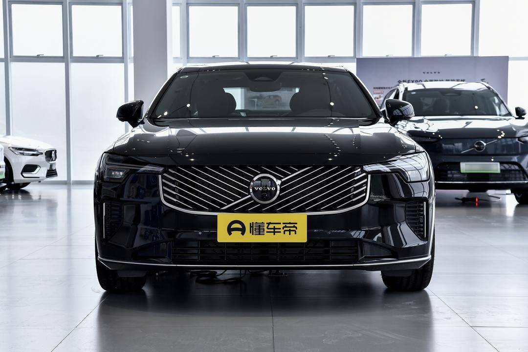  S90