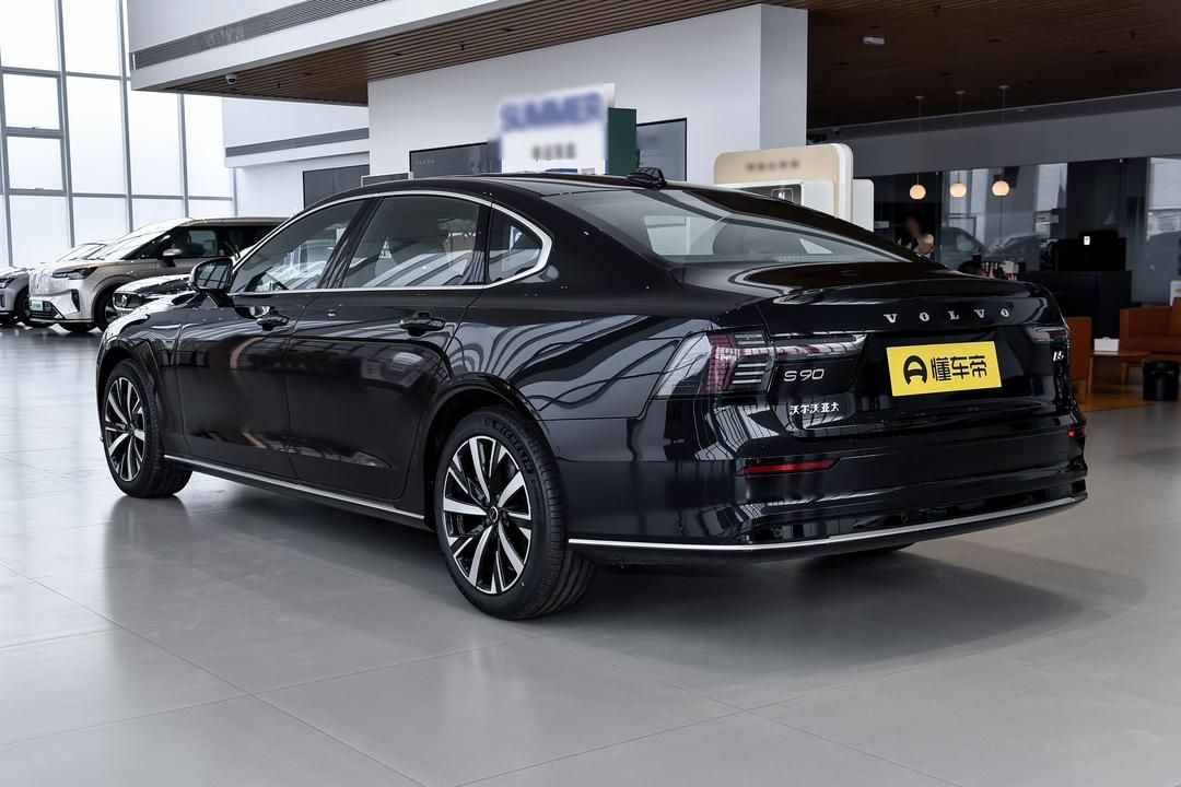  S90