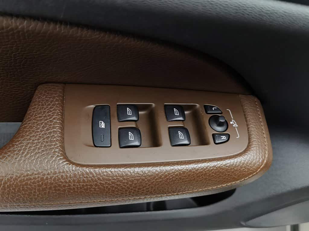  S60