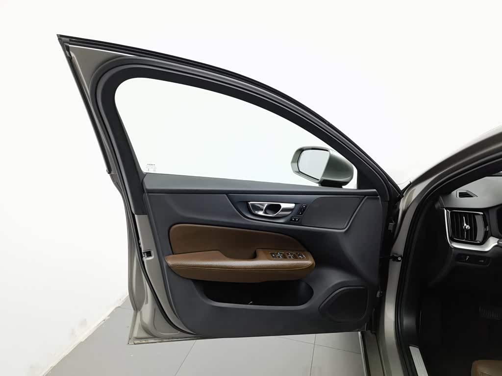  S60