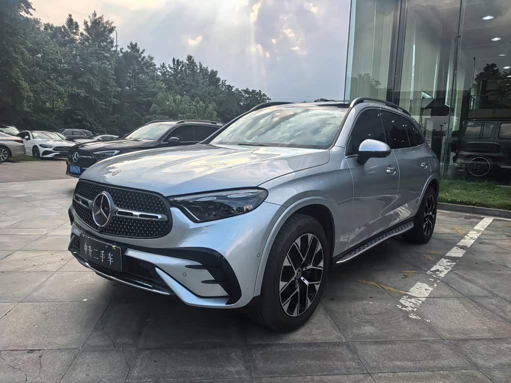  GLC
