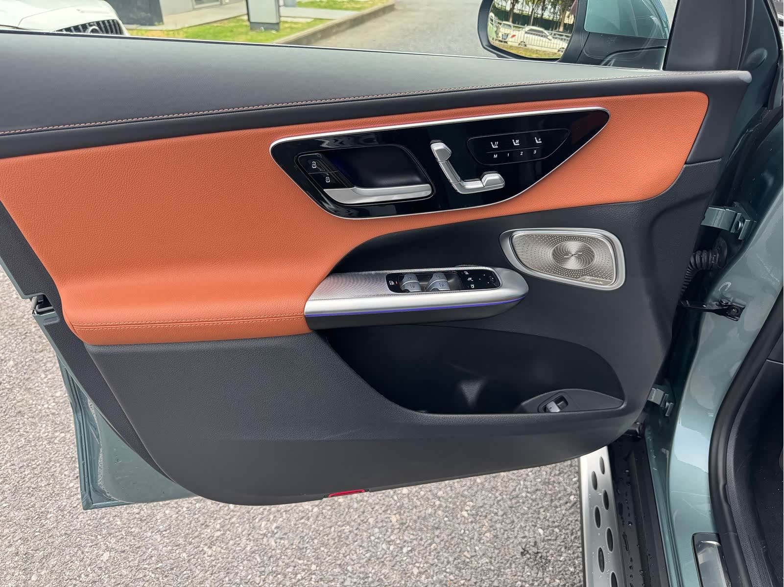  GLC