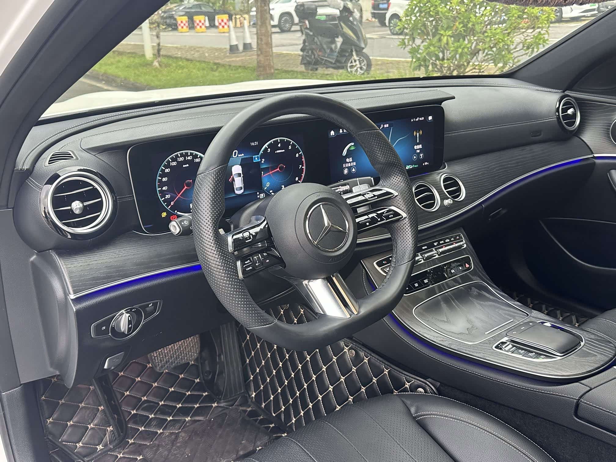  E-Class (imported)