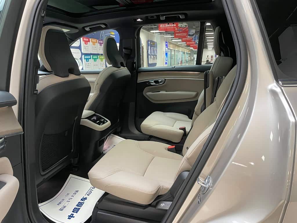  XC90