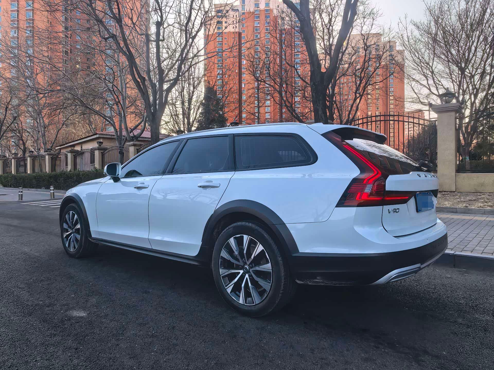  V90