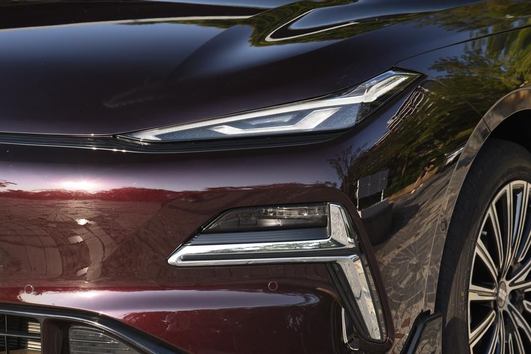  Galaxy Sparkle 8 PHEV