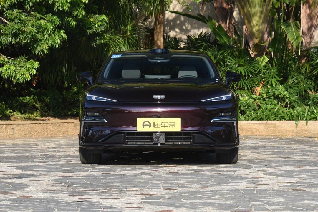  Galaxy Sparkle 8 PHEV