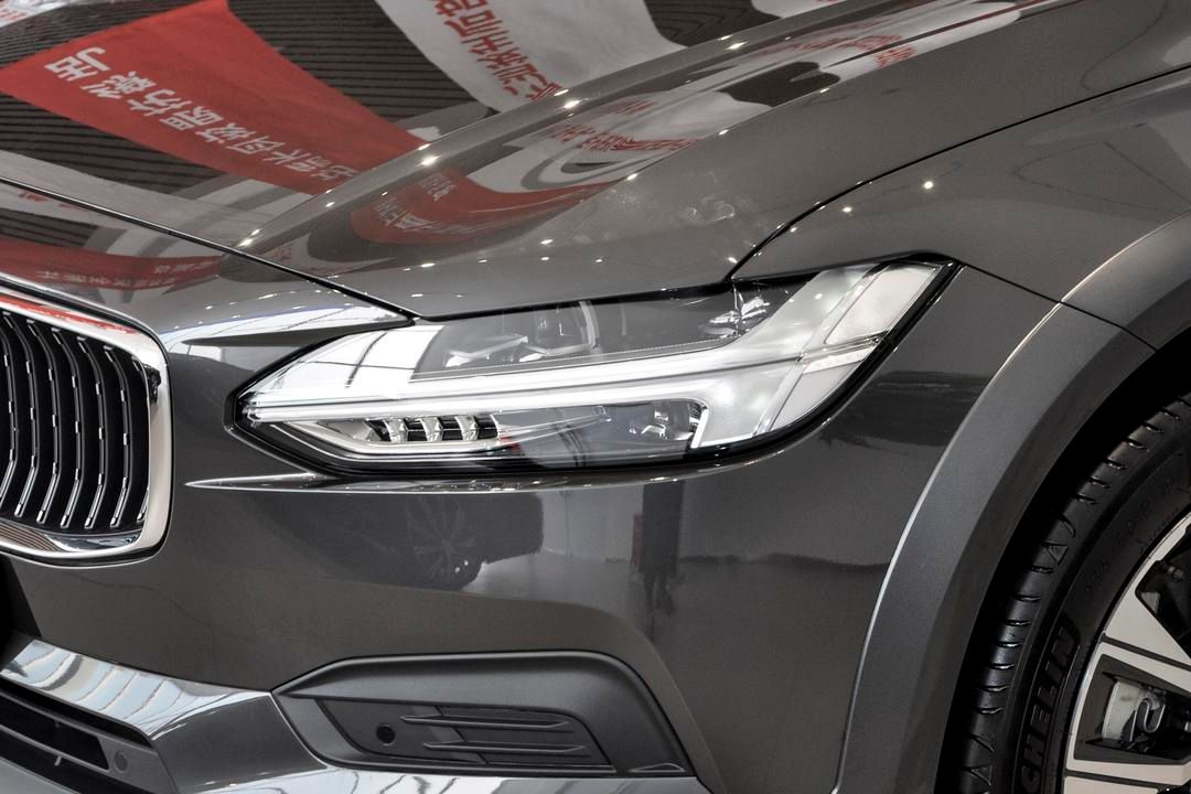  V90