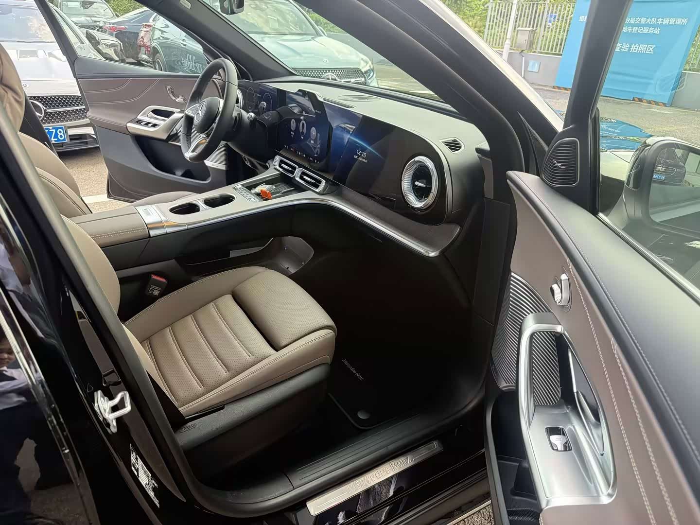  GLC