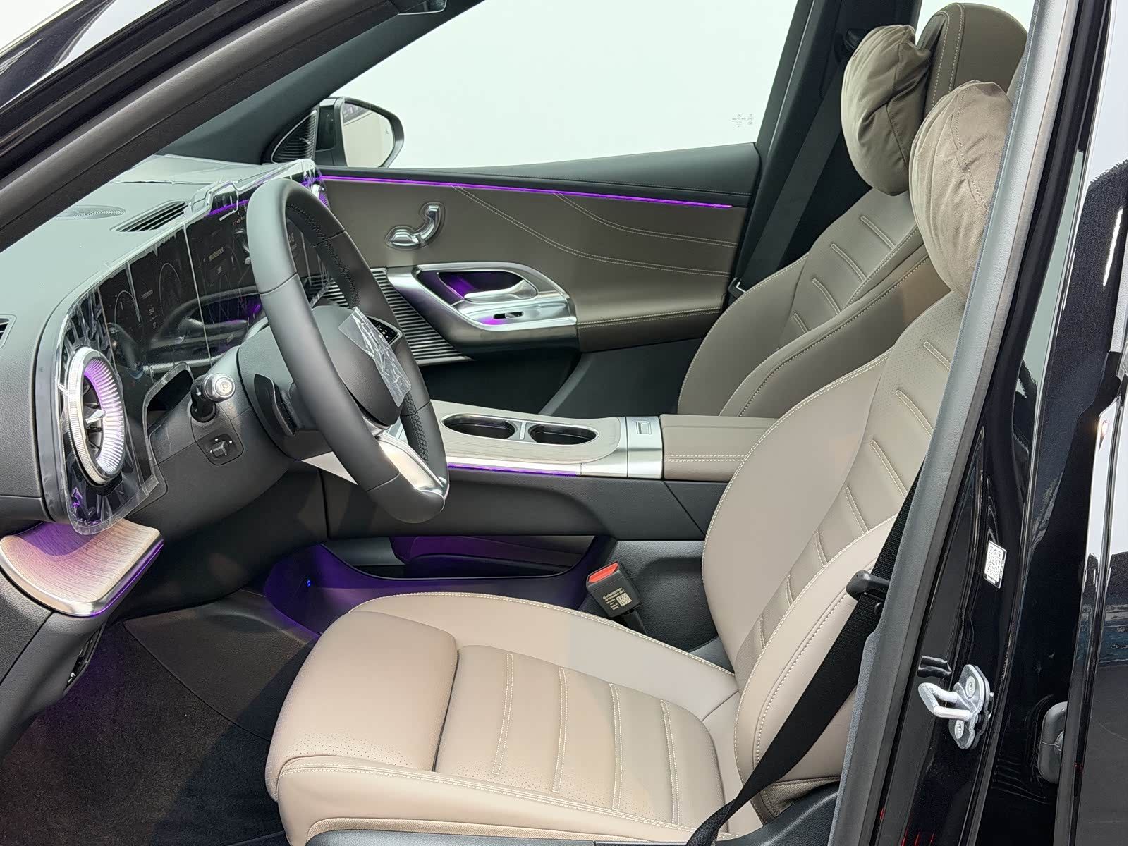  GLC