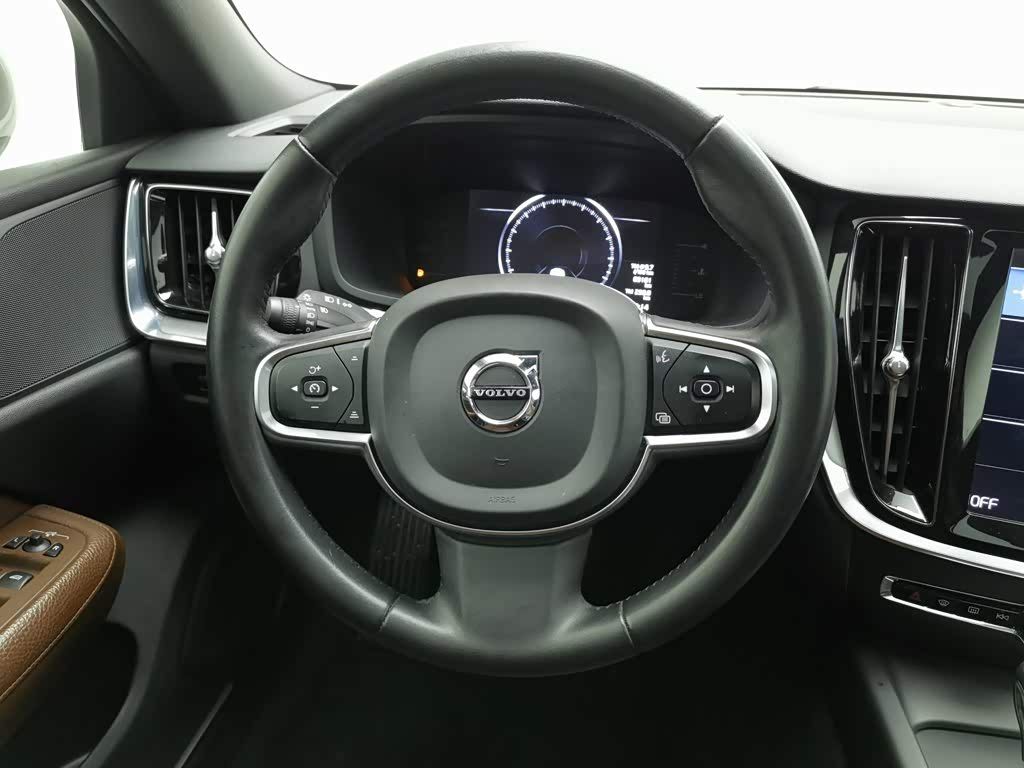  S60